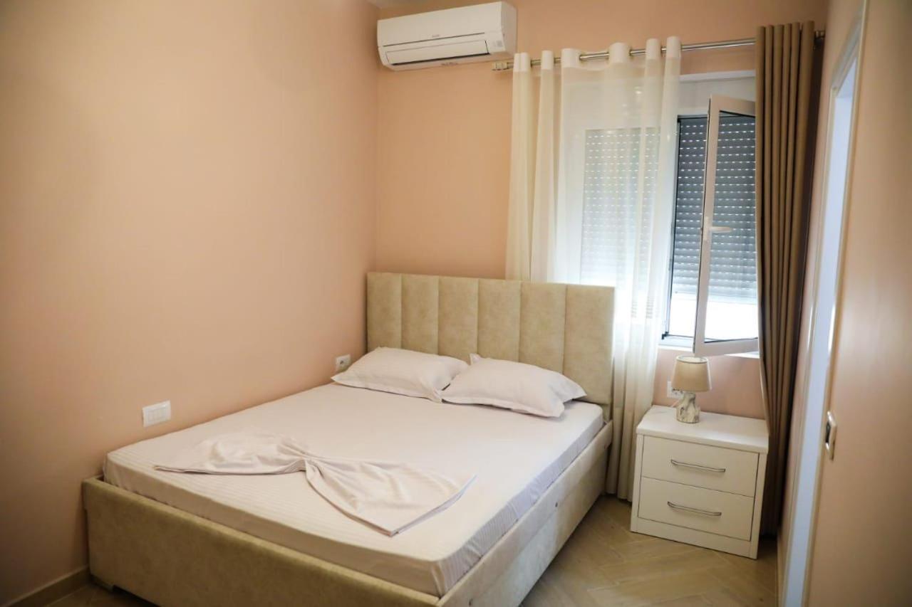 Merkaj Hotel Berat Eksteriør billede
