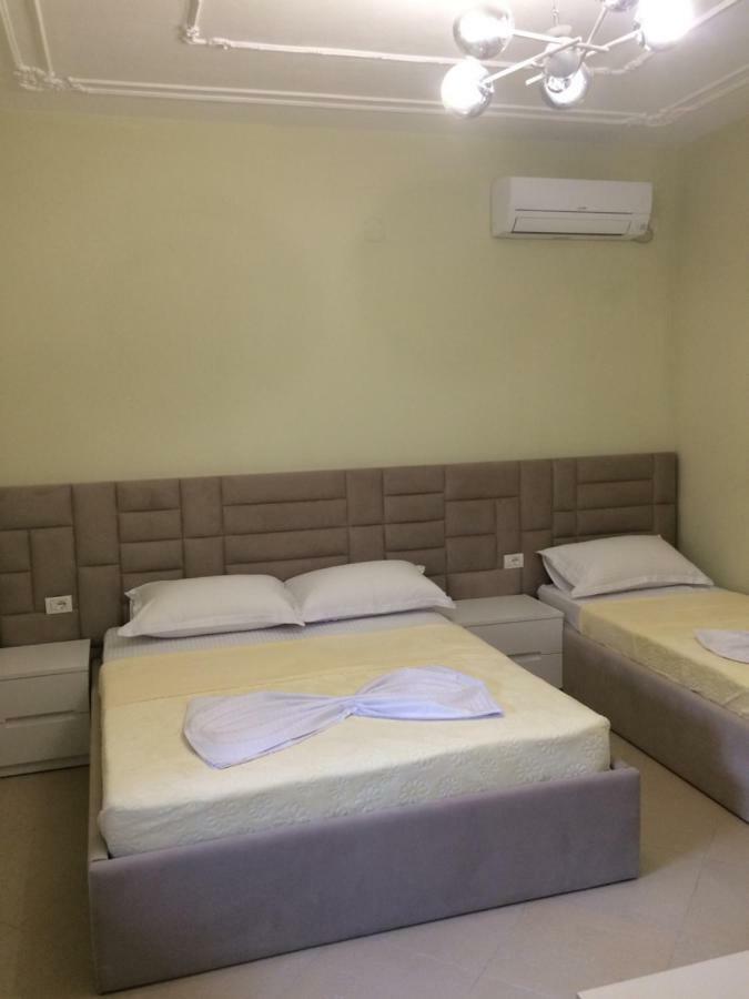 Merkaj Hotel Berat Eksteriør billede
